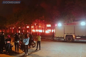 Vĩnh Phúc: Công ty TNHH VINA KOREA xảy ra cháy lớn