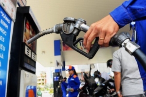 Ngày mai giá xăng có thể tăng mạnh
