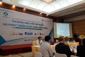 Tập trung cho chiến lược cạnh tranh bằng thương hiệu