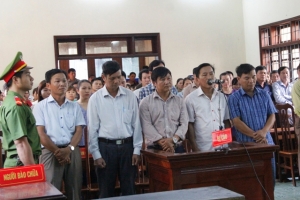 Quảng Trị: Lập khống hồ sơ rút ruột ngân sách, nhiều cán bộ lĩnh án