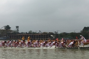 Lễ hội Đền Hùng năm 2018: Gần 200 tay chèo đua tài bơi chải truyền thống trên sông Lô