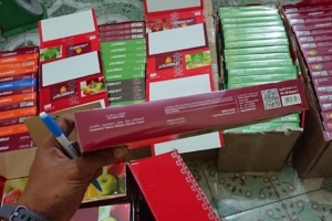Nghệ An: Hơn 5.500 gói shisha không giấy tờ trên xe khách