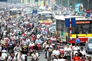 Hà Nội: Sẽ rà soát, xử lý tất cả các "điểm đen" tai nạn và ùn tắc