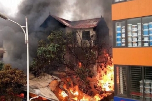 Vụ cháy nhà 3 tầng ở Hà Nội: Chủ nhà buôn bán gas trái phép