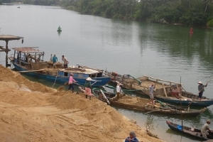 Tăng cường quản lý khai thác, kinh doanh tài nguyên cát