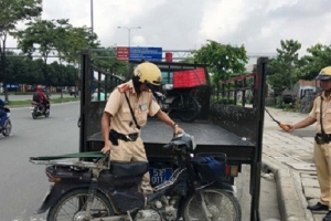 TP. HCM: Điều tra vụ mất trộm 3 xe máy xảy ra tại Đội CSGT Cát Lái