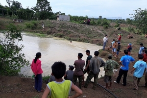 Gia Lai: Bắt cá ở hồ tưới, 2 học sinh đuối nước thương tâm