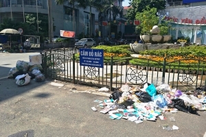 Rác 'ngập' phố tại Phúc Yên: Lãnh đạo thành phố nói gì?