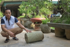 'Bảo tàng' nông cụ bằng đá của anh nông dân ở 'huyện lúa'