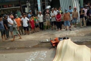 Va chạm với xe tải, người đàn ông tử vong thương tâm