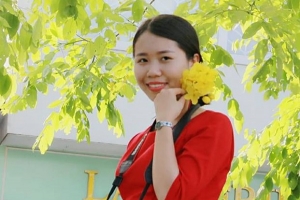 Hoàng Yến về, nhuộm rực hè Hà Nội