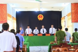 Quảng Bình: Hai vụ án tàng trữ trái phép chất ma túy được đưa ra xét xử lưu động