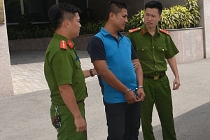 Quảng Ninh: Làm giả giấy đăng ký xe ô tô để cầm cố lấy hơn 1 tỷ đồng