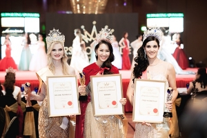 Dương Thùy Linh đăng quang Hoa hậu Phụ nữ Toàn thế giới 2018