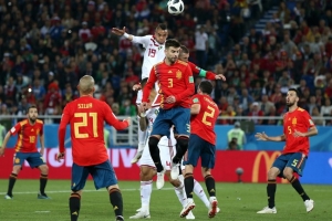 Tây Ban Nha – Morocco: Chia nhau 1 điểm, “bò tót” gặp "gấu Nga" tại vòng 1/8