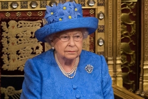 Nữ hoàng Anh thông qua luật Brexit, mở đường cho Anh rời EU