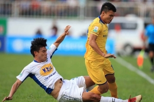 Đánh bại HAGL, SLNA vững vàng trong top 4