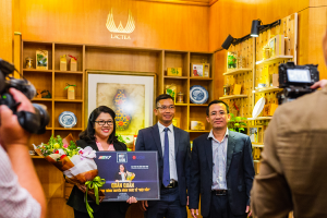 Khởi nghiệp bằng ly trà đá, niềm vui chiến thắng bất ngờ