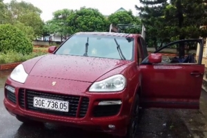 Hải Dương: Bắt đối tượng đi siêu xe Porsche chở 14 bánh ma túy
