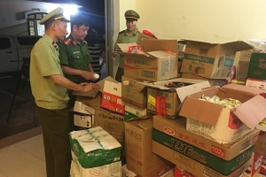Lạng Sơn: Thu giữ lô hàng thực phẩm nhập lậu