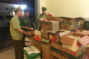 Thu giữ hơn 3.000 sản phẩm thực phẩm bao gói sẵn nhập lậu