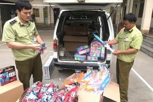 Thu giữ 300 sản phẩm đồ chơi trẻ em nhập lậu