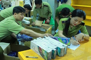 Hàng lậu qua những lỗ hổng đường chuyển phát nhanh