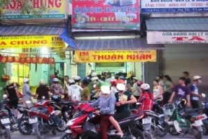 Thanh Hóa: Điều tra nhóm côn đồ táo tợn chém người ngay giữa phố