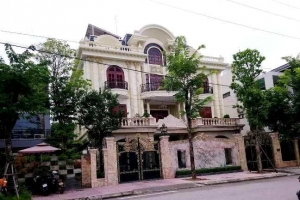 “Choáng ngợp” với khu biệt thự bề thế được cho là của nhiều quan chức tỉnh Bắc Giang