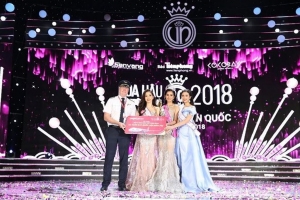 Tân HH Trần Tiểu Vy: Sẽ có một năm trải nghiệm trên toàn mạng bay nội địa và quốc tế