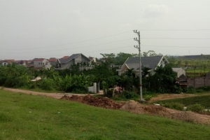 Ba Vì (Hà Nội): Hàng loạt công trình xây dựng trên đất nông nghiệp tại xã Đông Quang?
