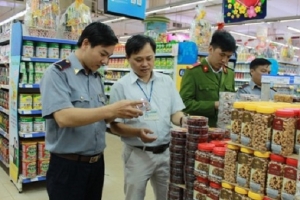Hà Nội: Quý III/2018 xử phạt 2.024 cơ sở vi phạm ATTP với tổng số tiền gần 9,53 tỷ đồng