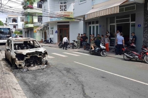 Khánh Hòa: Ô tô 7 chỗ của một doanh nghiệp bị đốt cháy giữa đêm