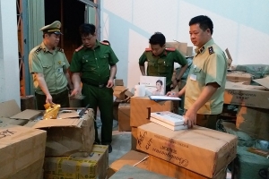 Lạng Sơn: Thu giữ lô mỹ phẩm nhập lậu trị giá gần 100 triệu đồng