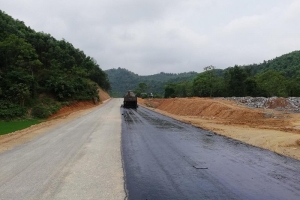 Thêm 3 dự án đường Hồ Chí Minh được khai thác vào cuối năm