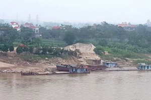 Vĩnh Phúc: Nhiều bãi tập kết cát, sỏi không phép gây bức xúc cho người dân