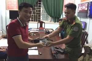 Đà Nẵng: Hình ảnh đẹp của một đại úy Công an