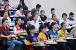 Bộ GD&ĐT: Đề xuất thay chính sách miễn học phí bằng vay tín dụng cho sinh viên sư phạm