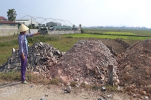 Thanh Hóa: Nhiều hộ dân bức xúc vì hàng nghìn m2 đất bị san lấp