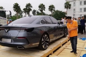 VinFast đã tiến hành đưa 2 mẫu xe đầu tiên của mình về Việt Nam