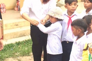 Ngành GD&ĐT Q. Liên Chiểu (Đà Nẵng): Chia sẻ yêu thương đến với học sinh vùng cao