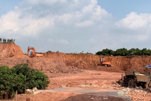 Lạng Giang (Bắc Giang): Nhiều quả đồi bị san phẳng vì hoạt động khai thác đất trái phép
