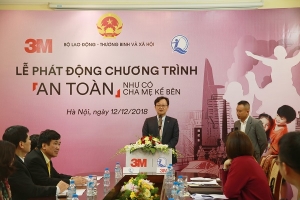 Khởi động chương trình "An toàn như có cha mẹ kề bên"