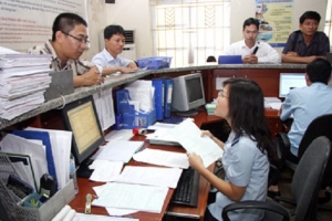 Cuối năm, Hải quan làm việc cả ngày nghỉ