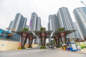 TNR Goldmark City tặng quà "đi bão" cực khủng