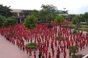 Thường Tín: Cô trò nhảy flashmob cổ vũ đội tuyển Việt Nam Chiến Thắng