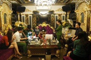 Hà Tĩnh: "Đại tiệc" ma túy của 13 đối tượng trong quán Karaoke