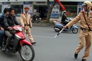 Hà Nội: Thành lập 24 tổ tuần tra xử lý vi phạm không đội mũ bảo hiểm