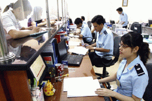 Hải quan TP. Hồ Chí Minh làm việc cả thứ Bảy, Chủ nhật