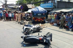 Ngày thứ 2 nghỉ Tết Dương lịch: 25 người tử vong vì tai nạn giao thông